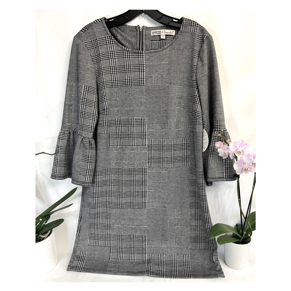 NWT Gypsies & Moondust • Bell Sleeve Houndstooth Retro Dress • Size M